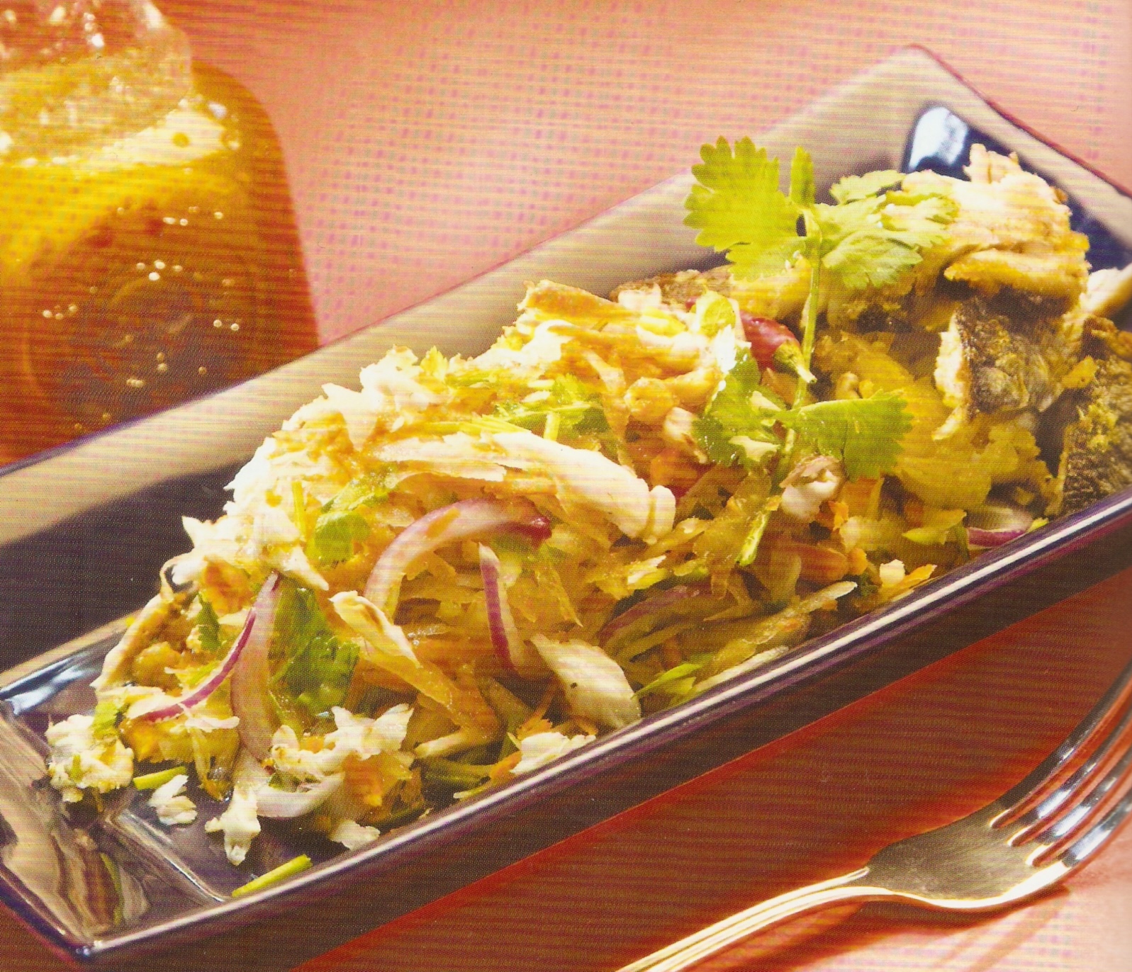 Papaya, Carrots and Fried Fish Salad Recipe