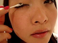 how to remove eyeliner without make up remover
